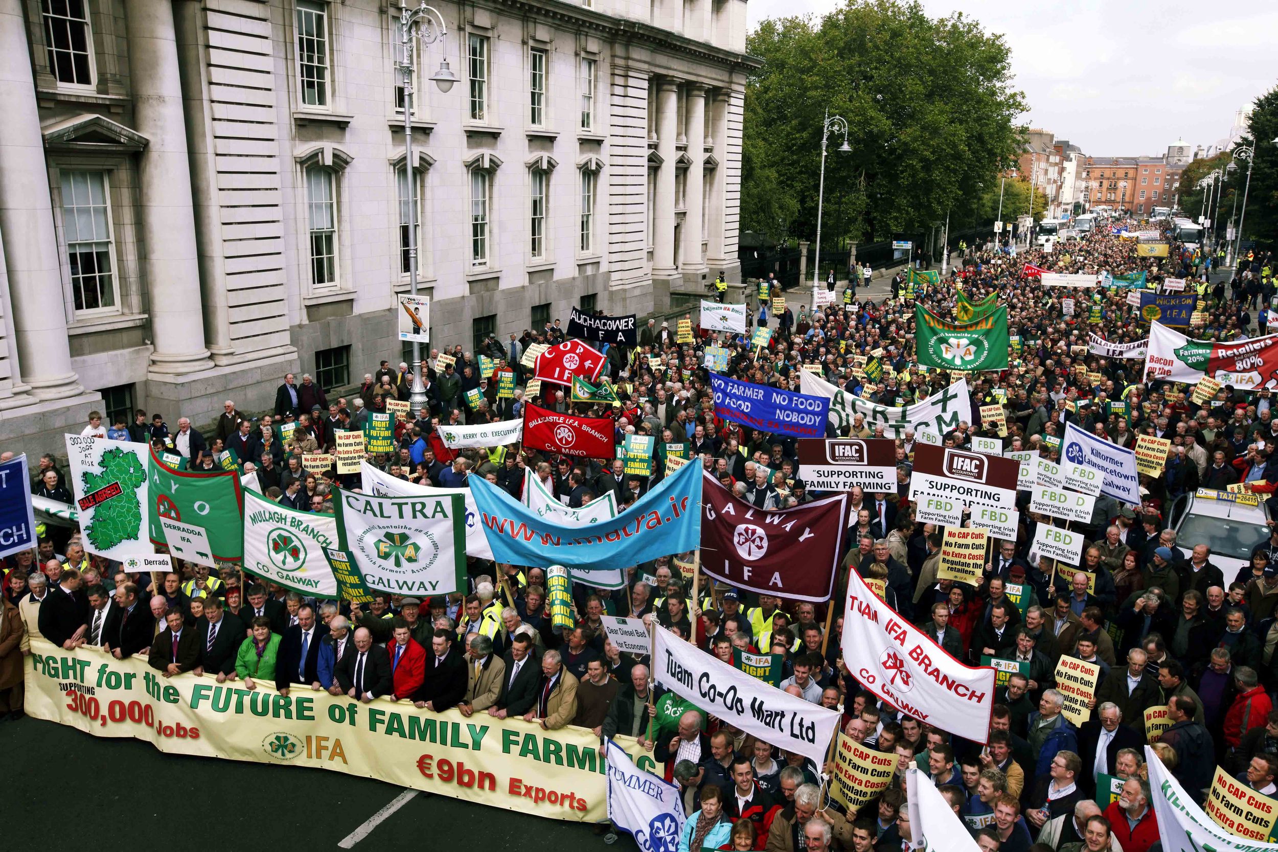  30,000 (IFA) Irish Farmers Associations Members protest in Dublin. 