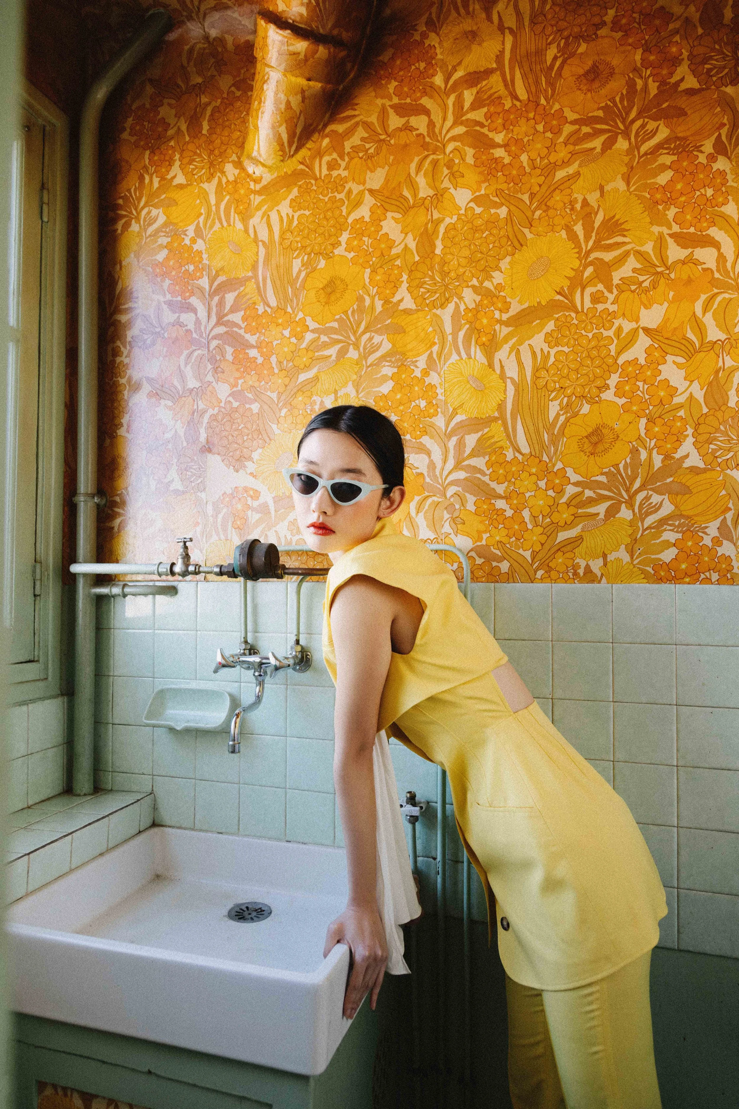 Lucie_Sassiat_Editorial_Flanelle_Magazine_2023_photographe_mode_beauté_dusty_elegance (33).jpg