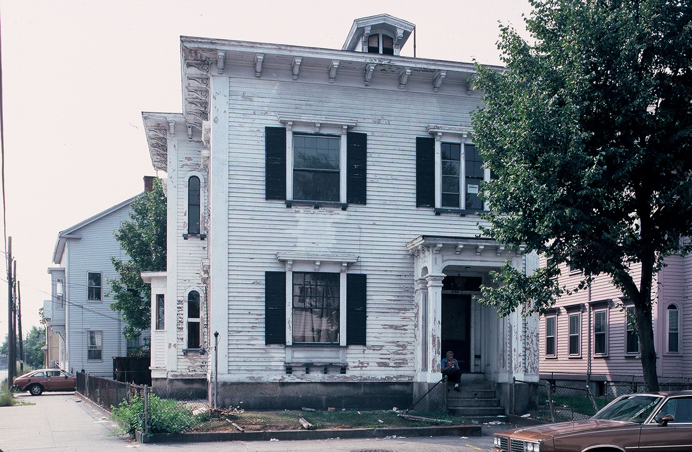  Exterior before renovation, 2002  Photo credit: Clark Schoettle, Providence Revolving Fund  