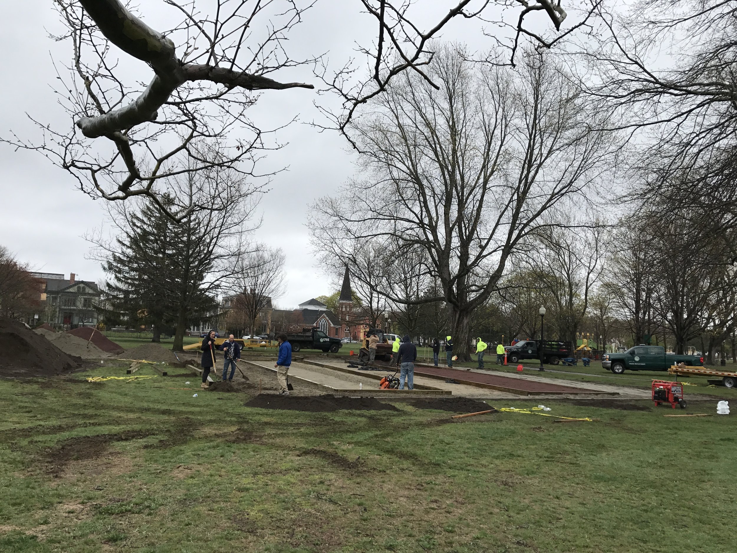  Volunteers arrive early on Saturday of Build Day 