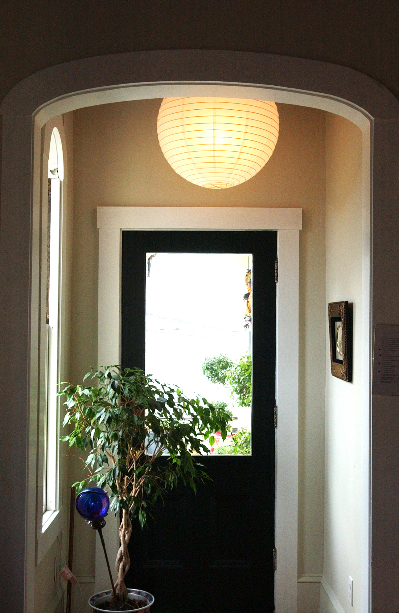  Side porch entry by Lisa Newman Interiors 