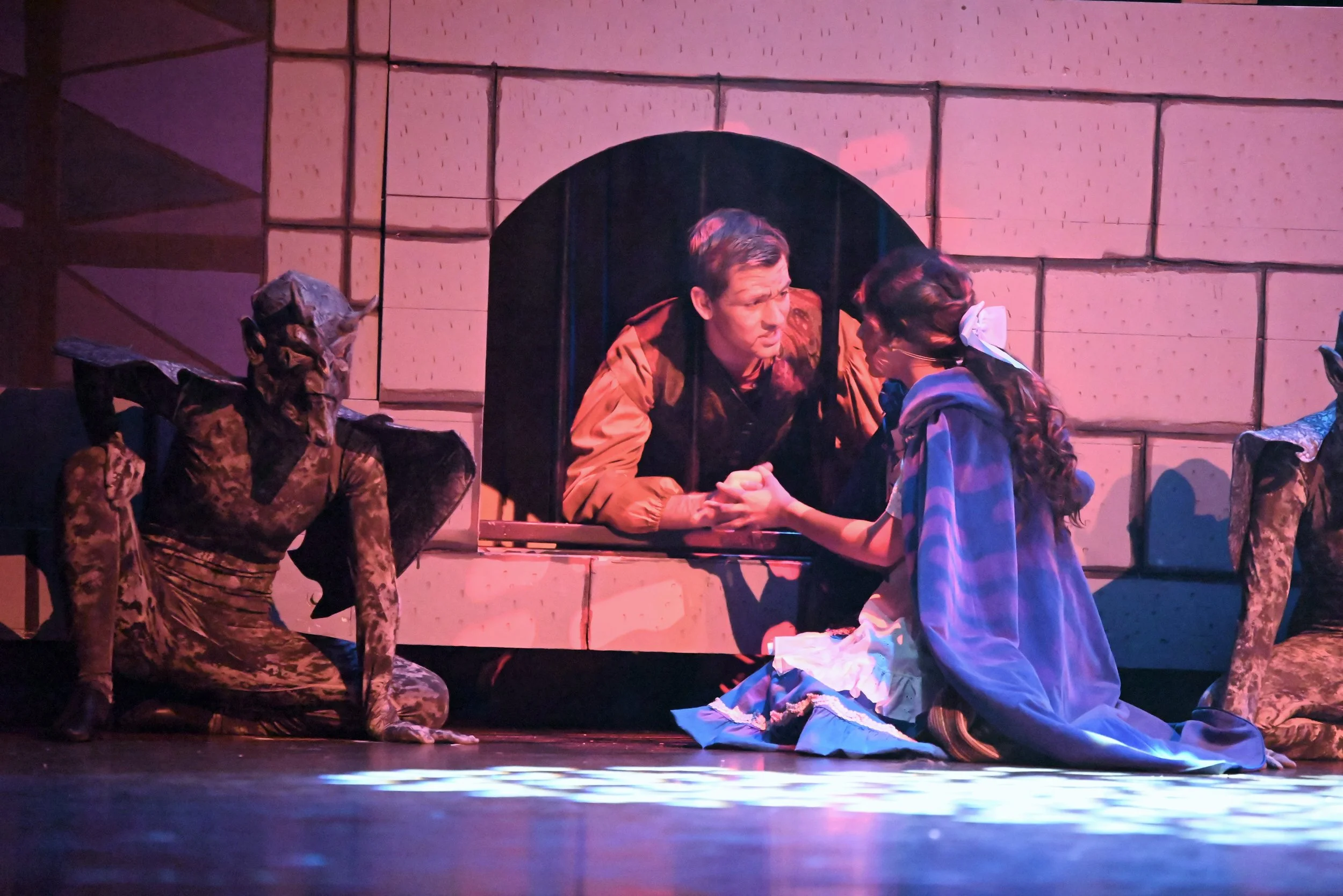 BeautyBeast_Act1Scn5_sg(40).JPG