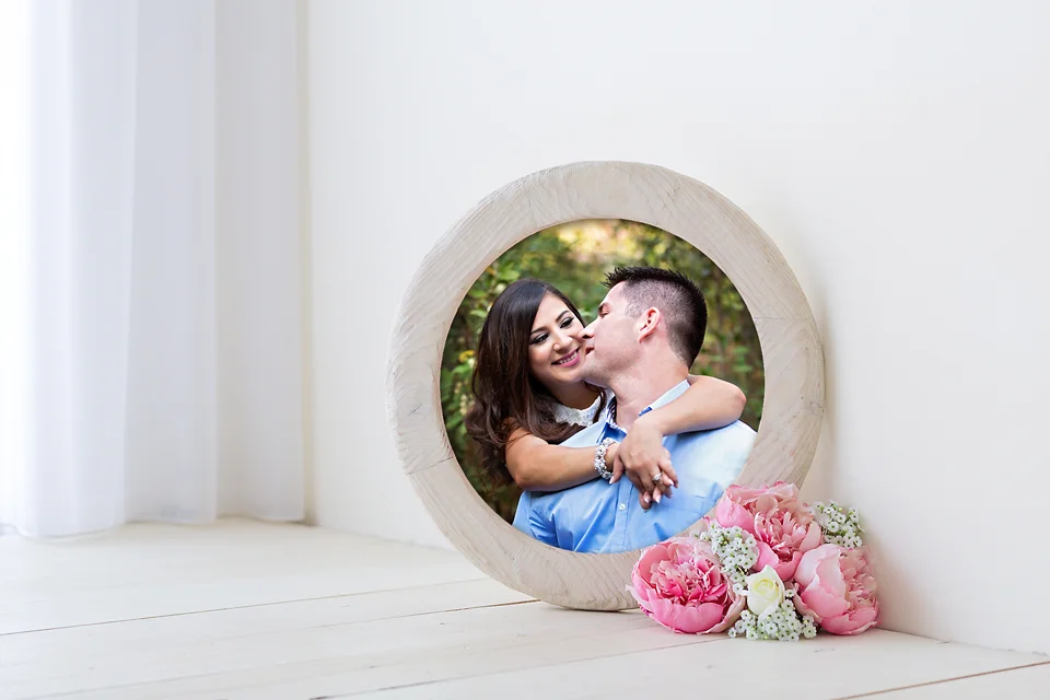 photoblock-circle white wash.jpg