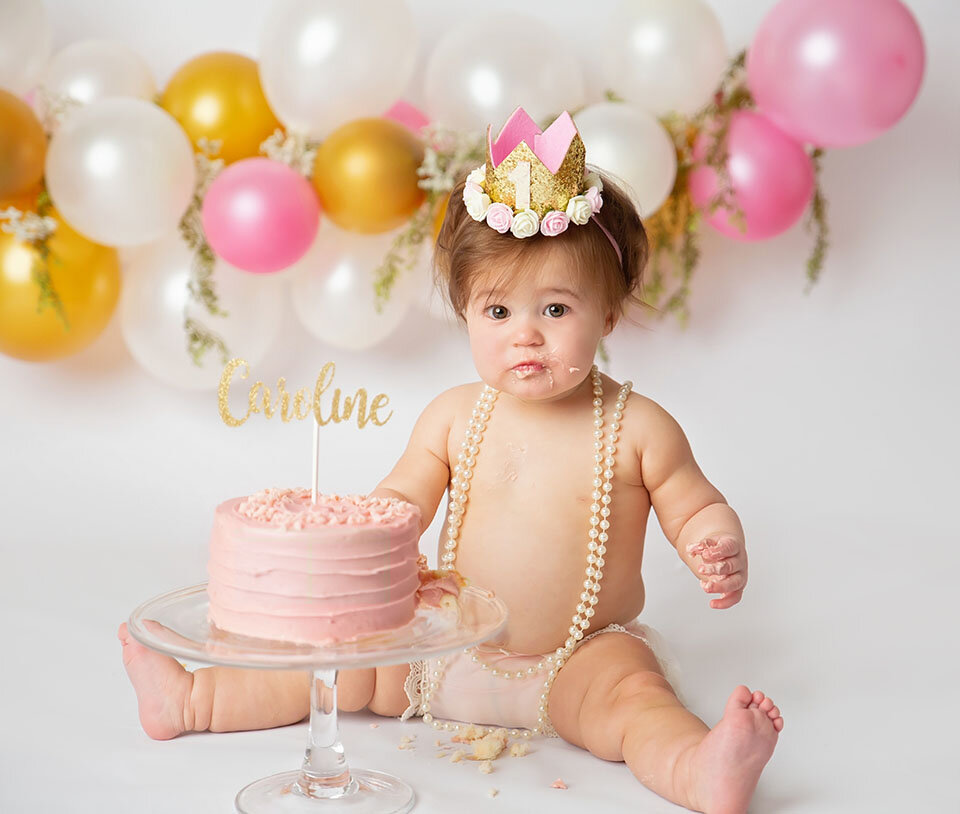 Cake Smash Background Images – Browse 4,545 Stock Photos, Vectors, and  Video | Adobe Stock