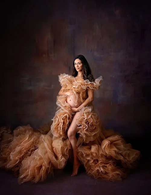 Maternity photographer's closet. What gowns are popular now?