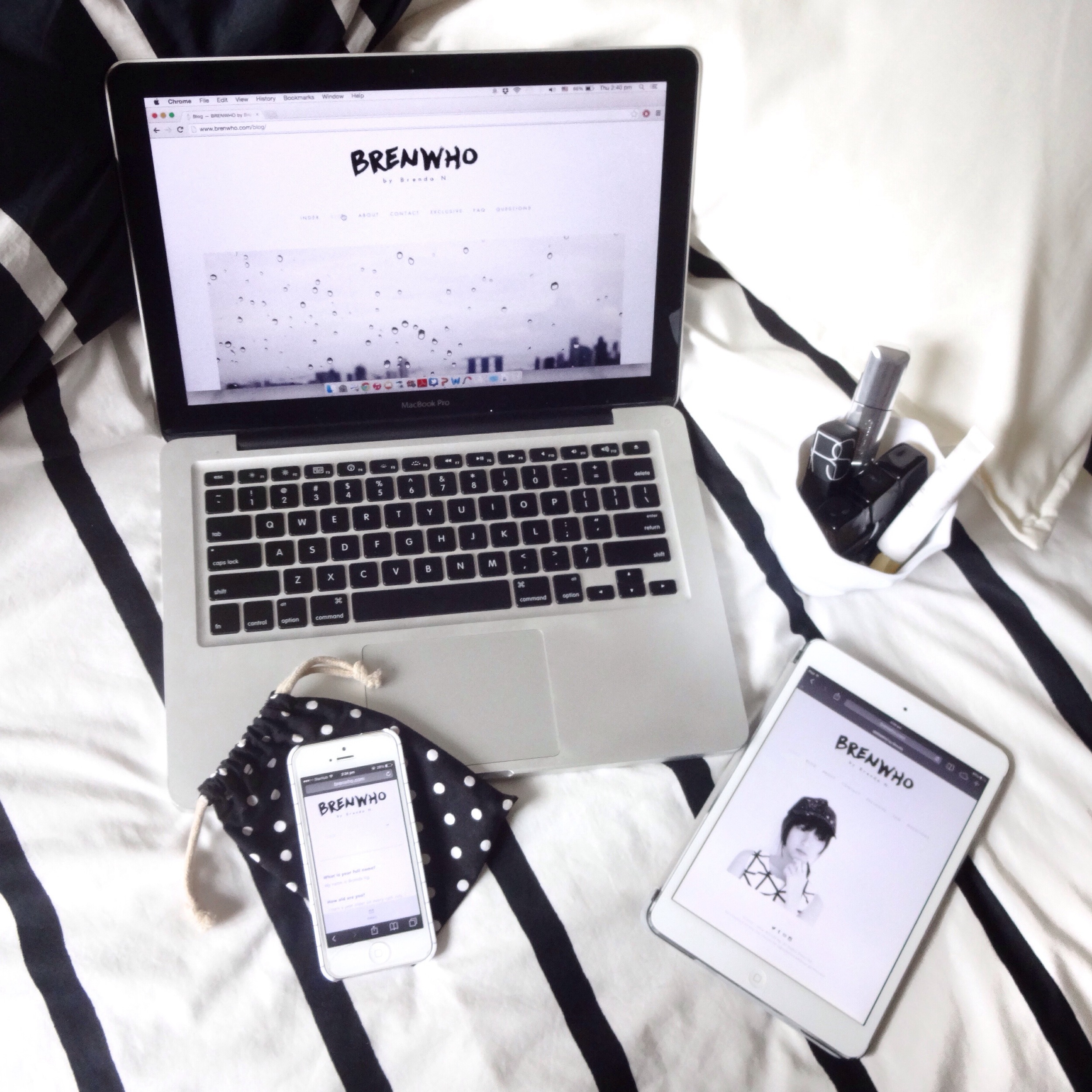 VSCO Cam Step 1: Load and crop photo into a square. 