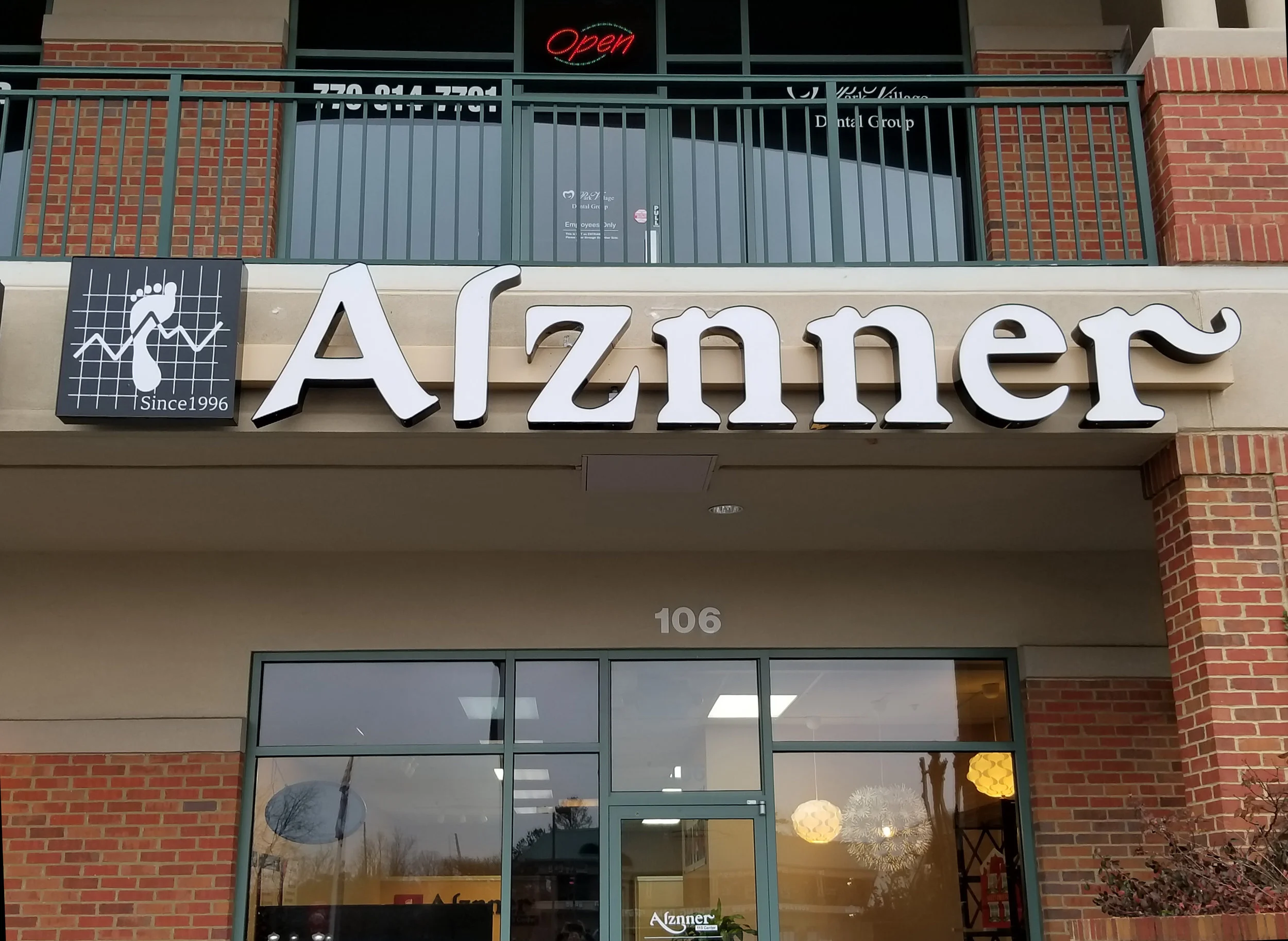 Alznner.jpg