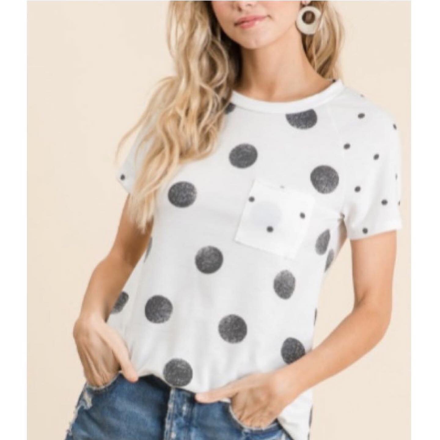 Create a simple Spring look in our Polka-Dot Pocket Top ☀️ #shopandesigns