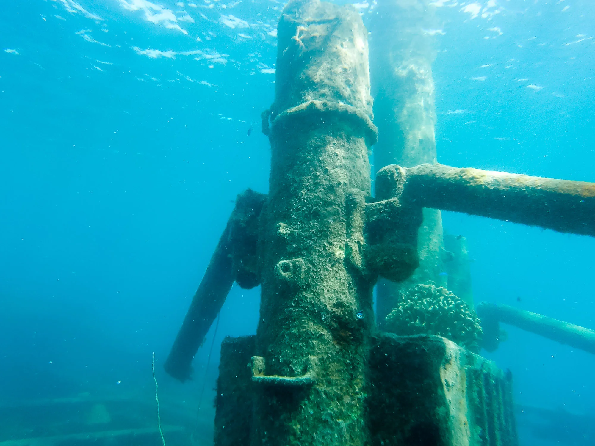  Supports for the service mast sticking out of the water 