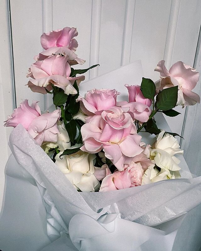 En Masse, Roses 💕 Available on our web shop, link in bio. 👆X