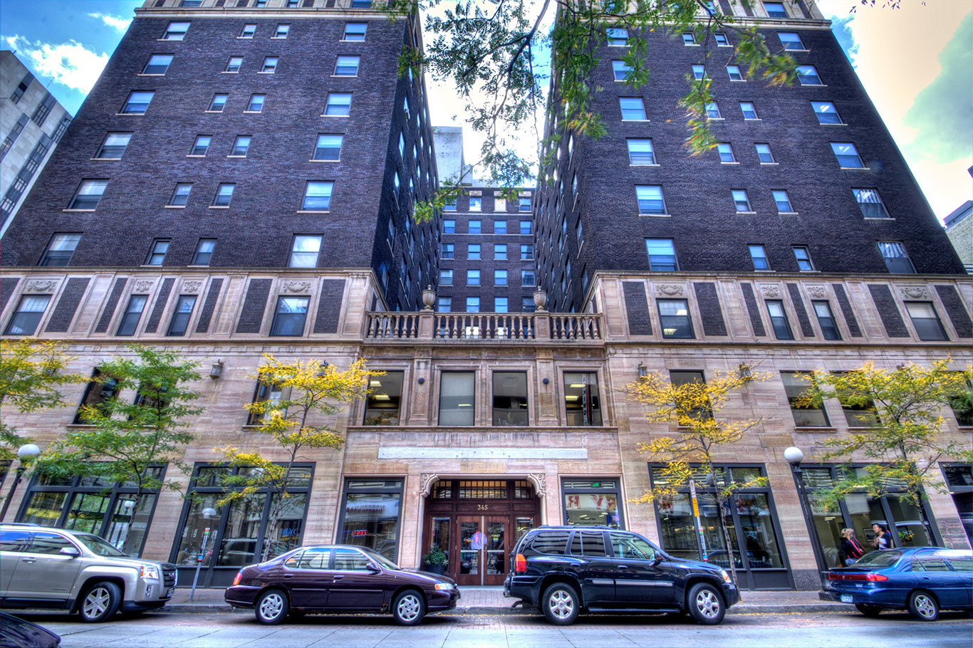 Lowry Condos For Rent