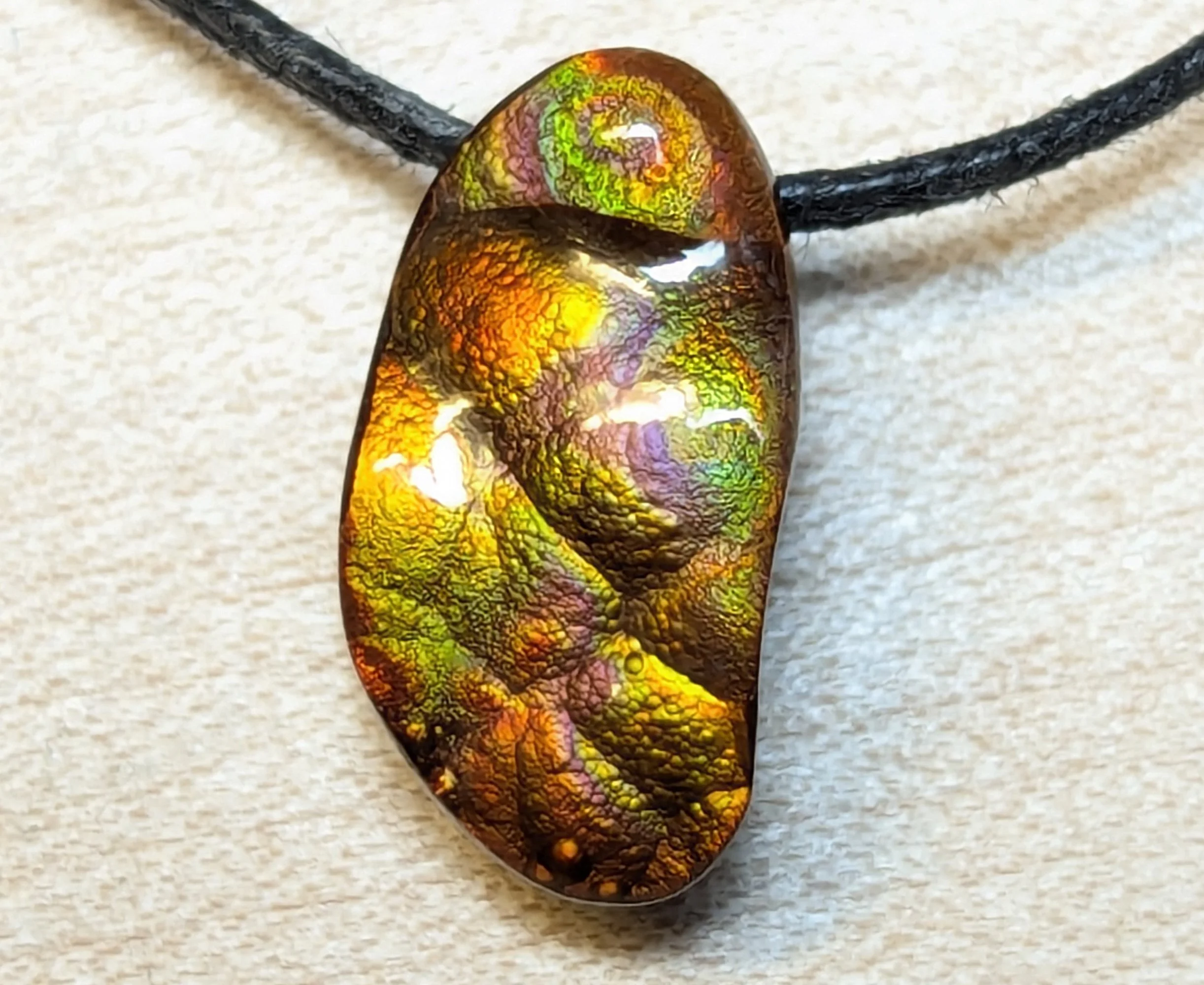 Fire_Agate_250437a.jpg