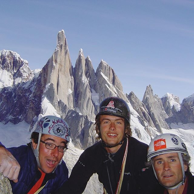 About a week ago @alexhonnold repeated (without a rope, while covered in verglas!) a pretty legit 5.10 first ascent that I established with @leo_houlding and Kevin Thaw on De La Ess in Patagonia.  This route has become something of a frequently repea