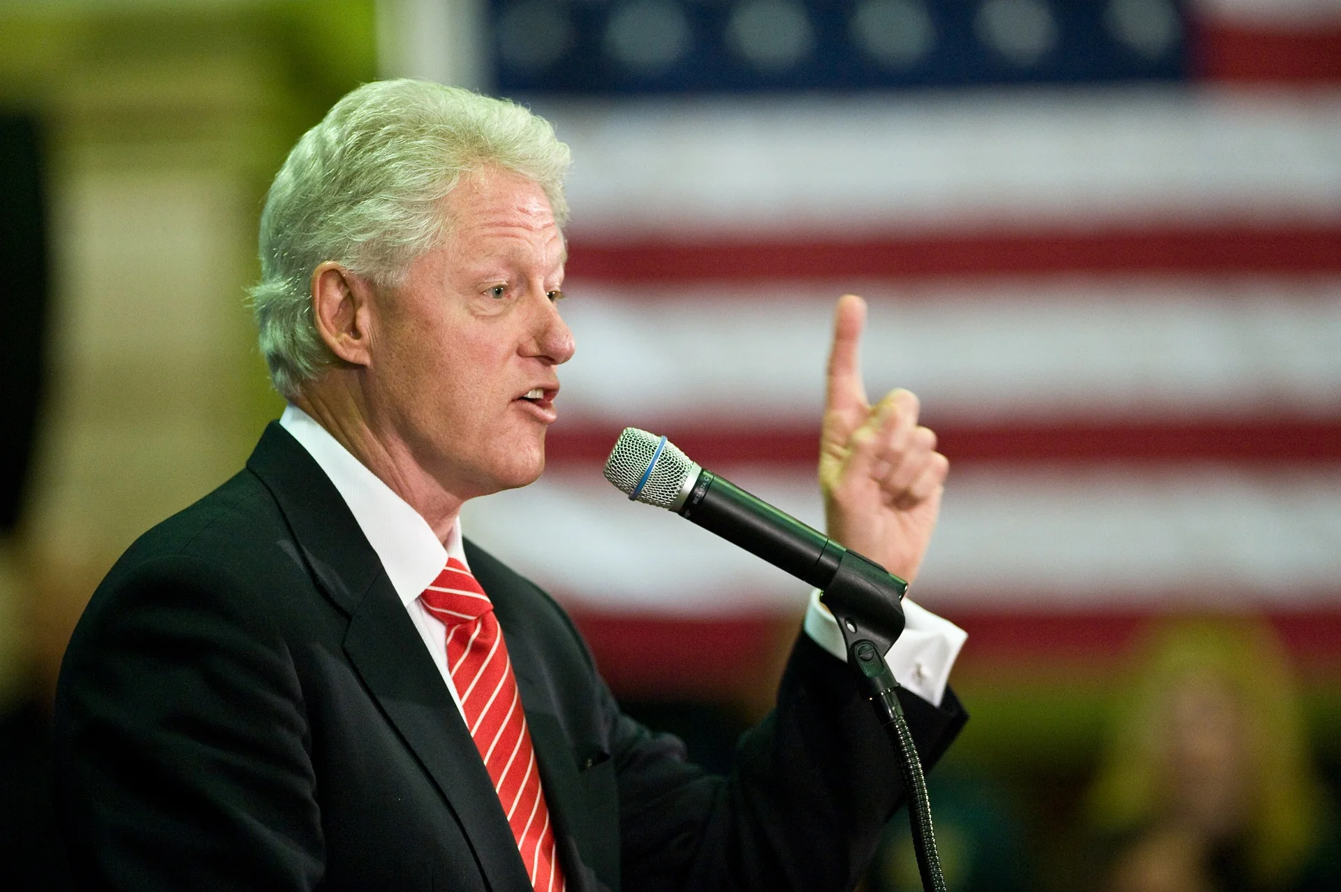 bill-clinton-356132_1920.jpg