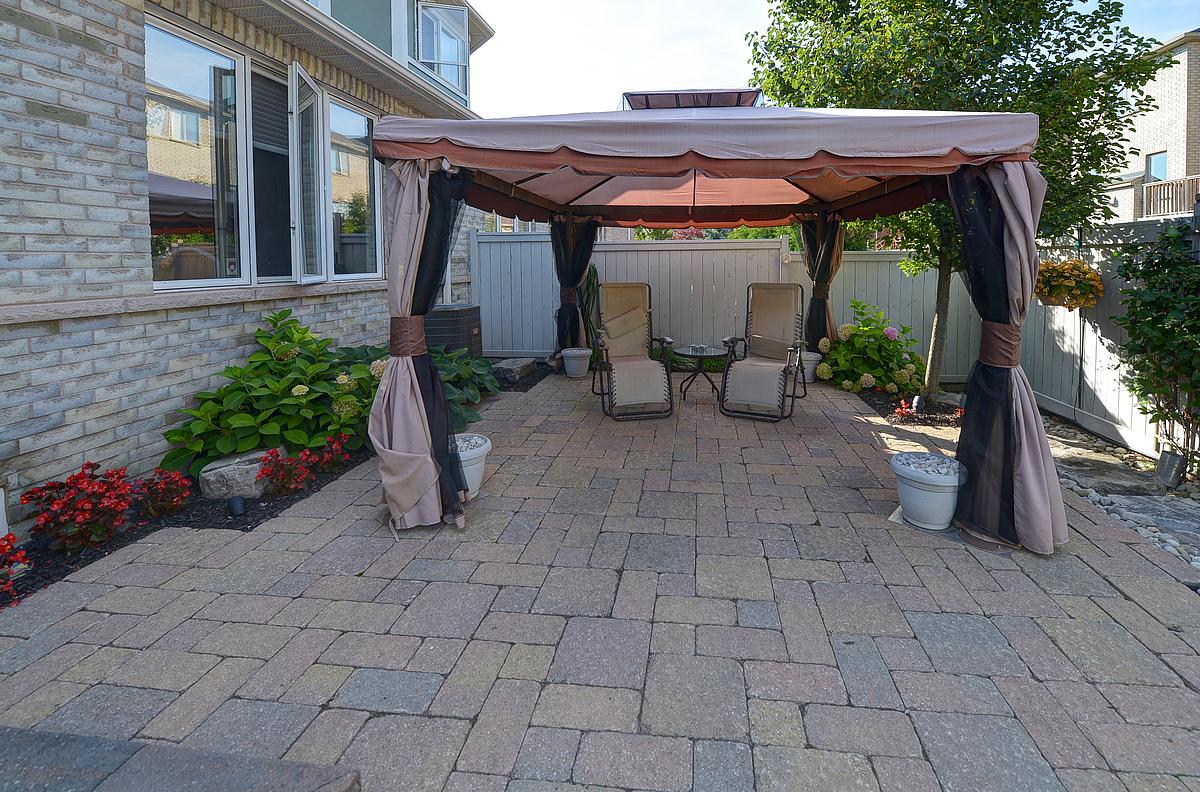 patio2_1200.jpg