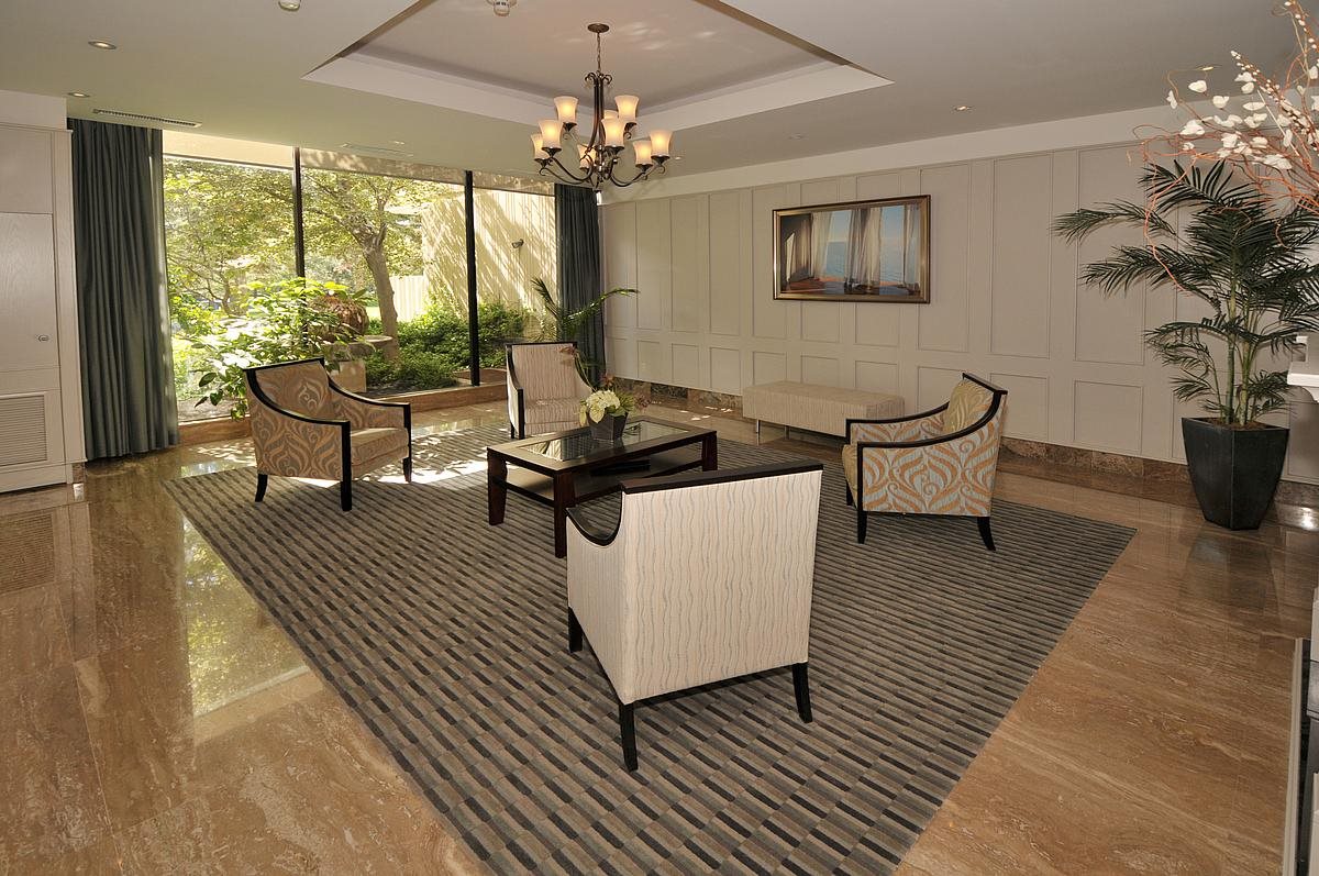 1359_white_oaks_810_MLS_HID1019461_ROOMfoyer.jpg