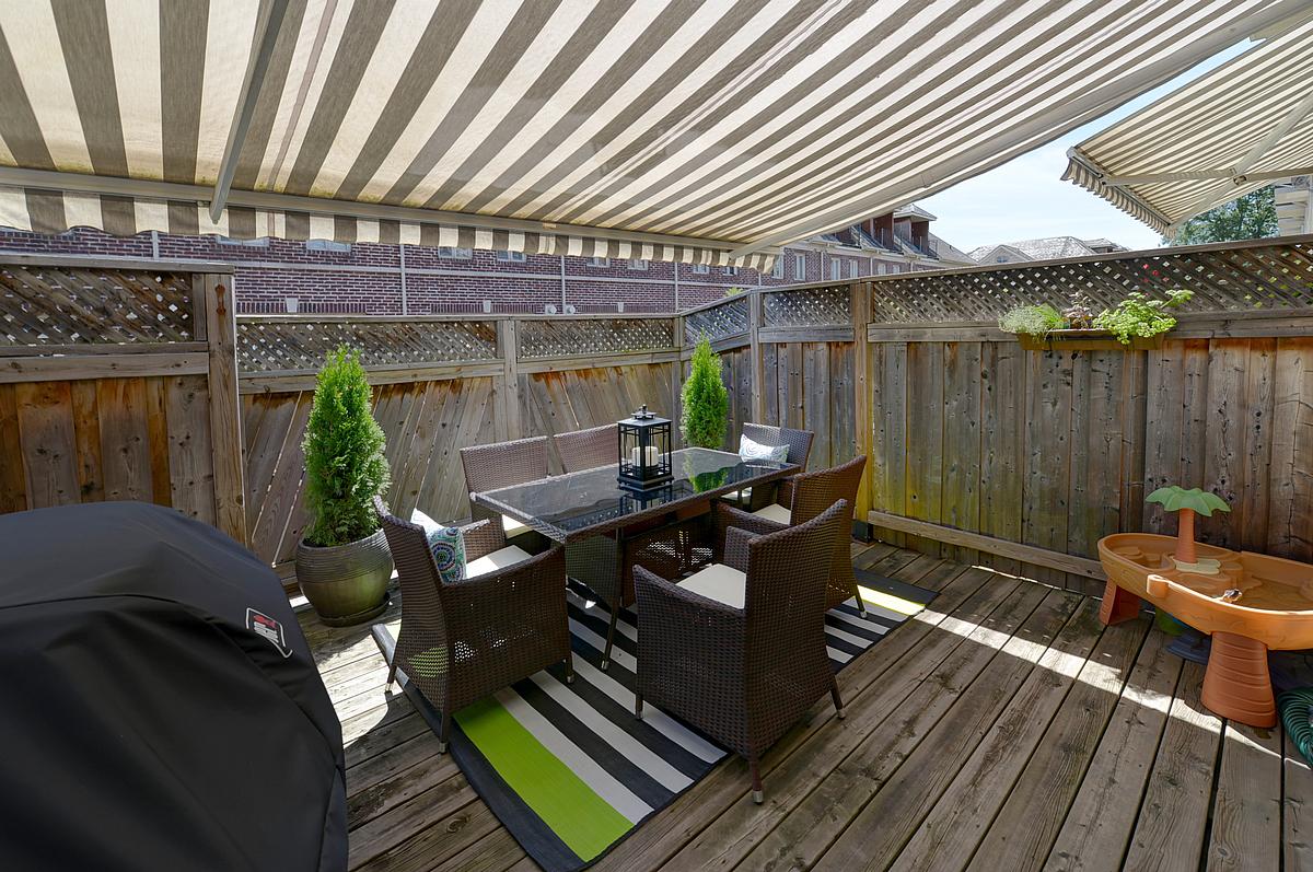 balcony1_1200.jpg