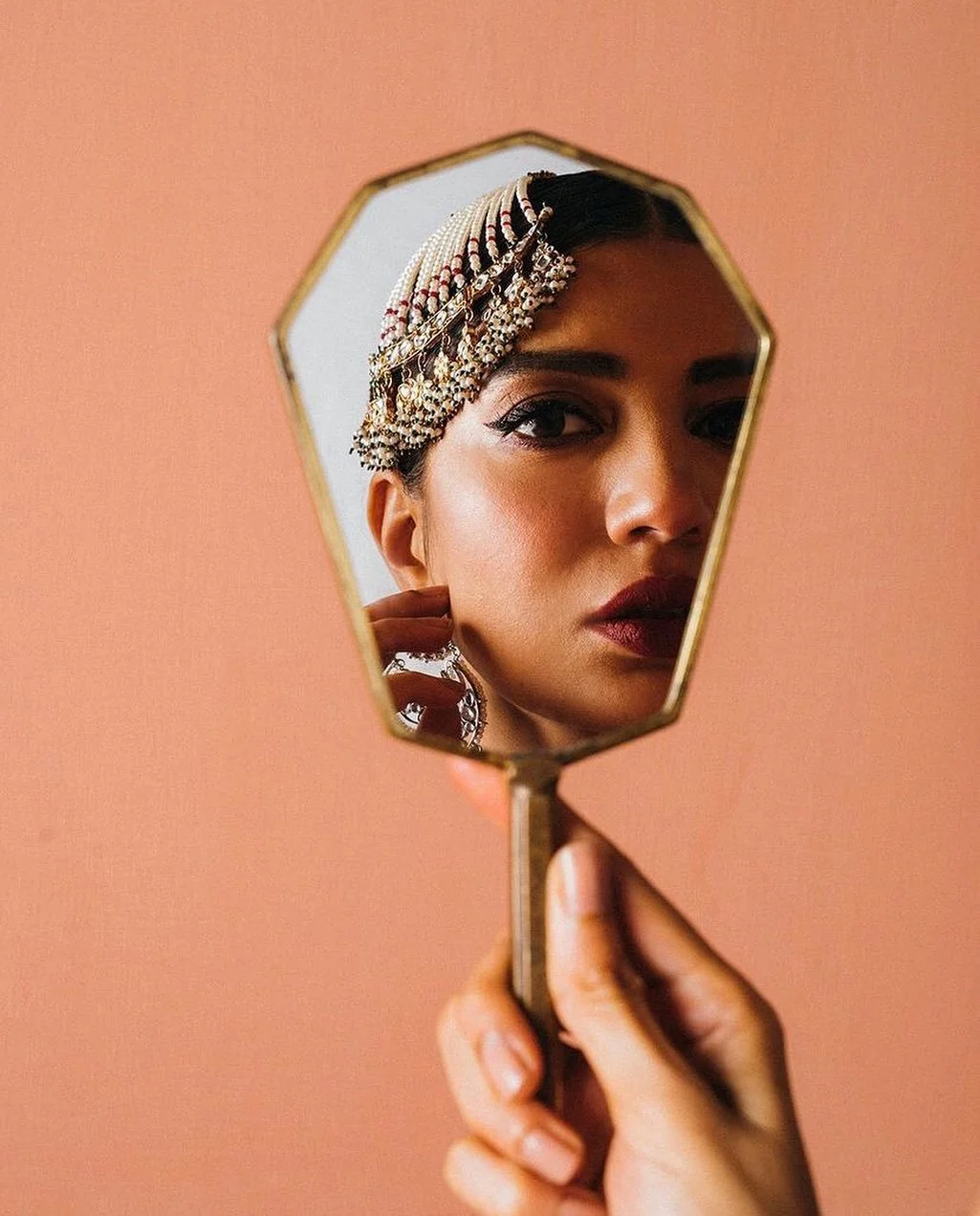 via @zarashahjahanofficial 
⠀⠀⠀⠀⠀⠀⠀⠀⠀
#deptofresearch