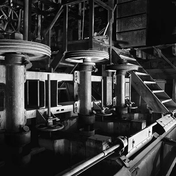 paris_mill_stage 304_crop.jpg