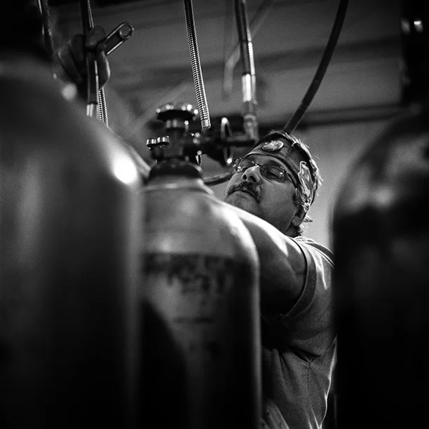 DUSTED_fill plant_filling cylinders.jpg