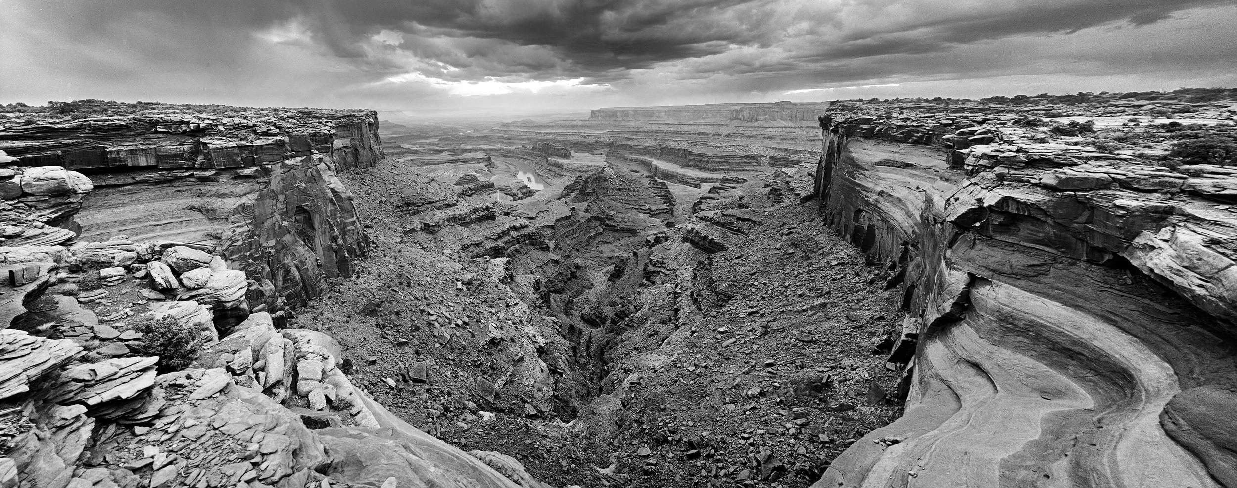 Dead Horse Overlook CENTER v1 Panorama 5 web.jpg