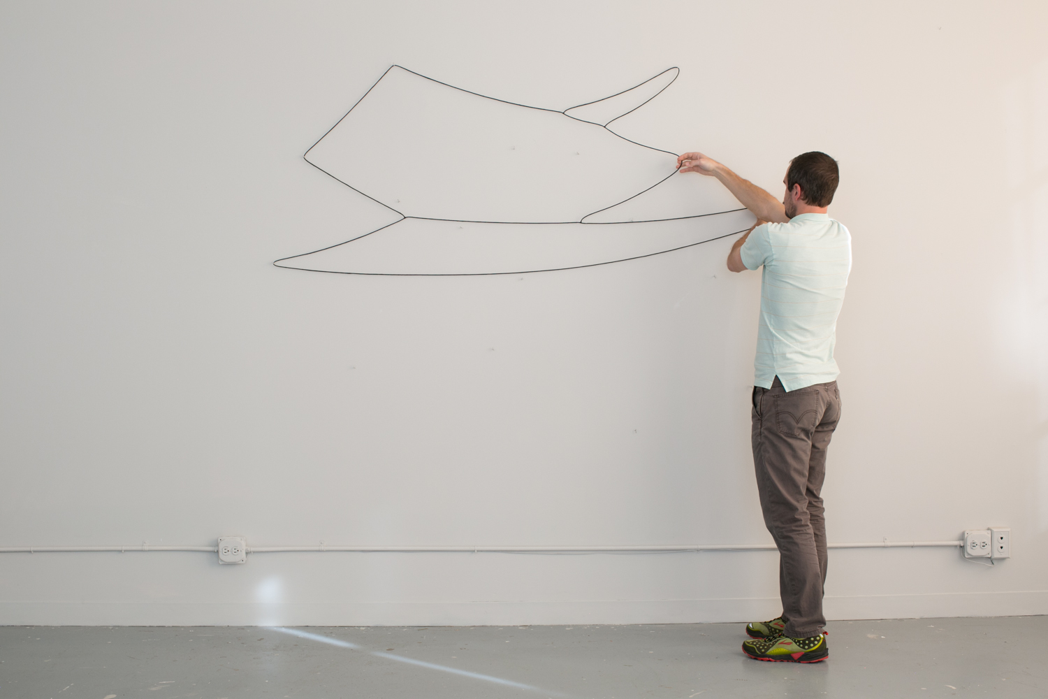 Hanging Drawing , participatory performance, 2015 Photo: Kristen Finn