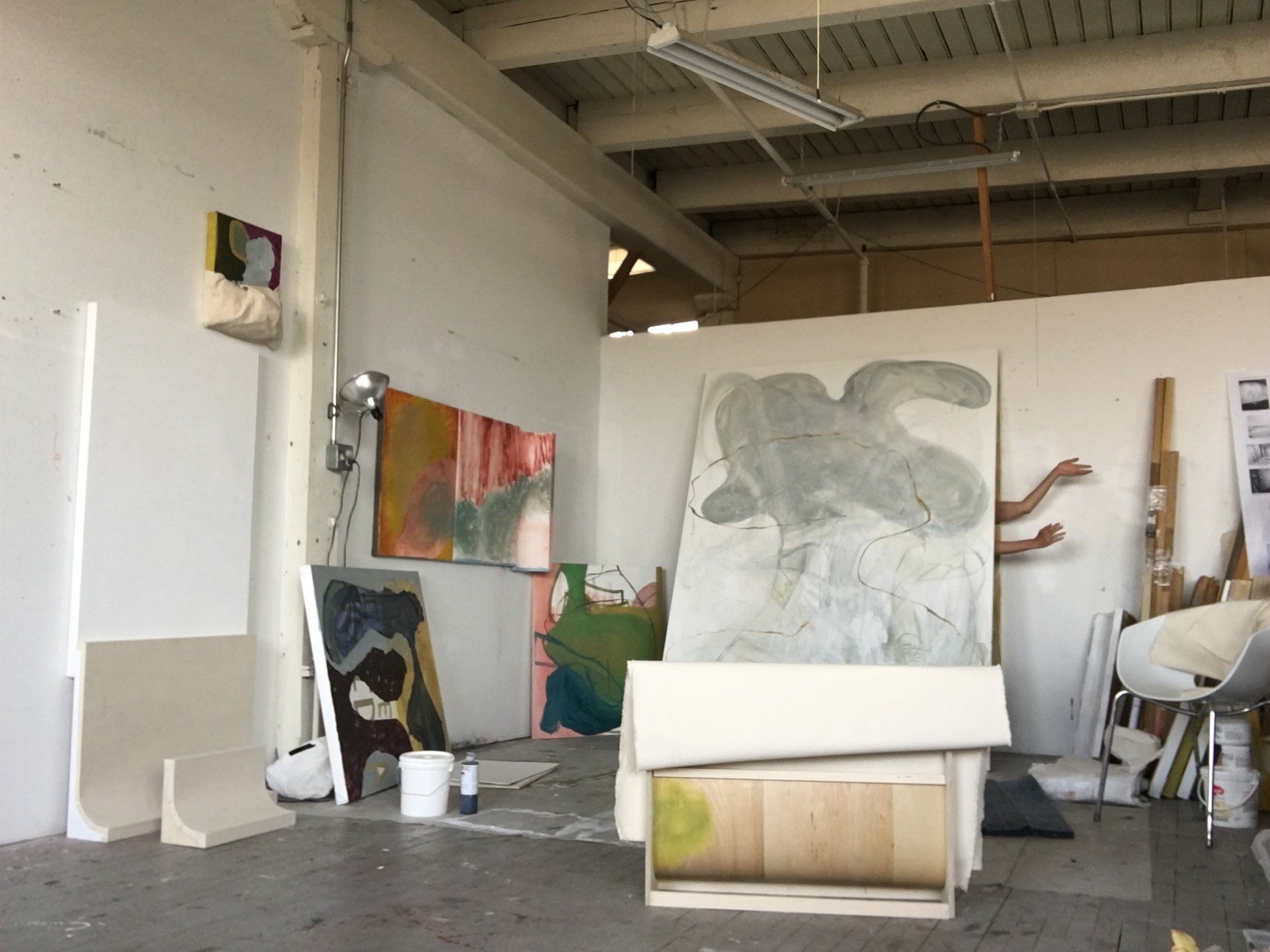 The body in relation to the canvas. Hiding.