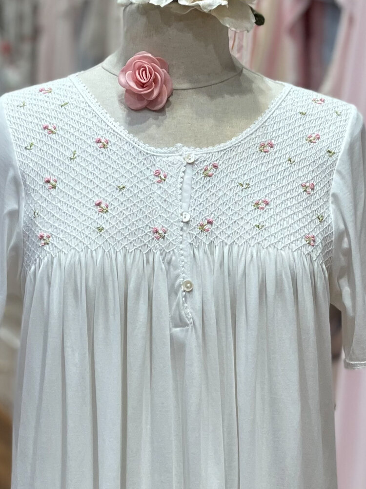 Pretty 100% Pima Cotton Hand-Smocked Nightgown 3-Button Closure — Bonne Nuit
