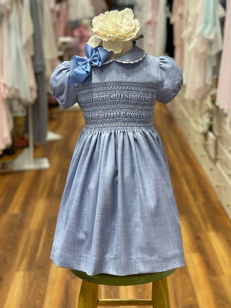 Girls Hand-Smocked Dress with Hand-Stitched Peter Pan Collar — Bonne Nuit