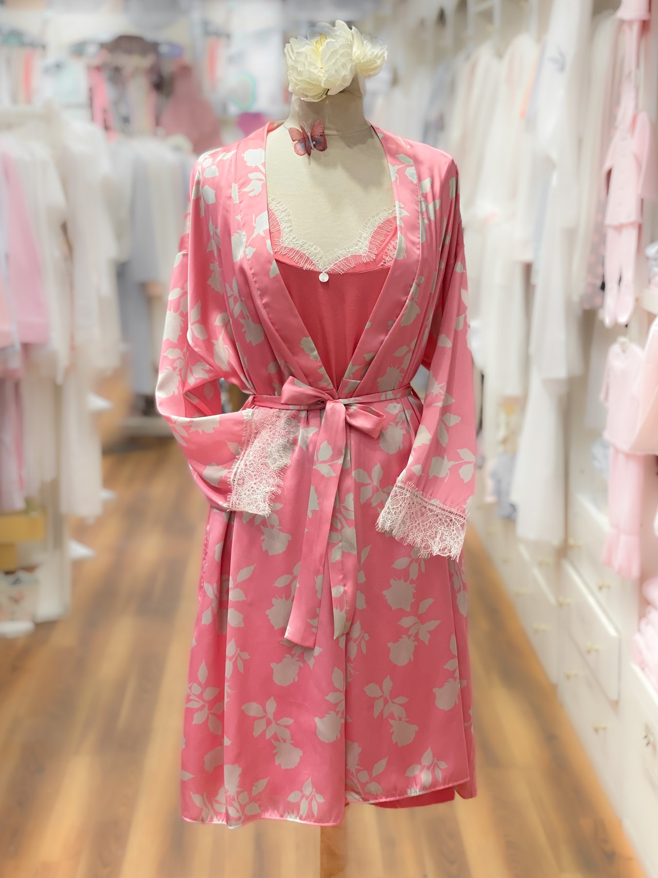 Short Silky Floral Robe with Lace Details in Two Colorways