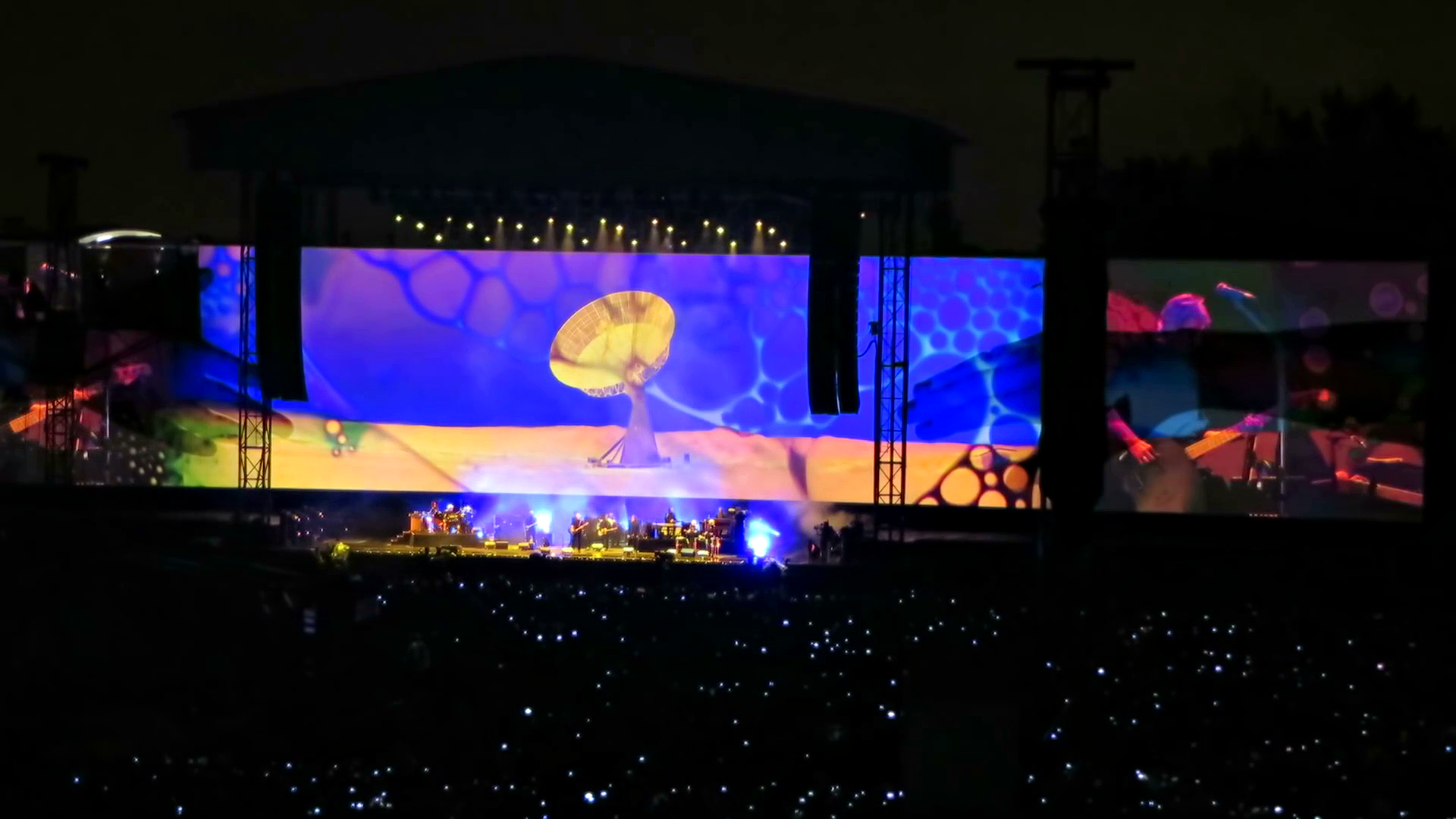Pink Floyd's Roger Waters 2016 Tour Visuals