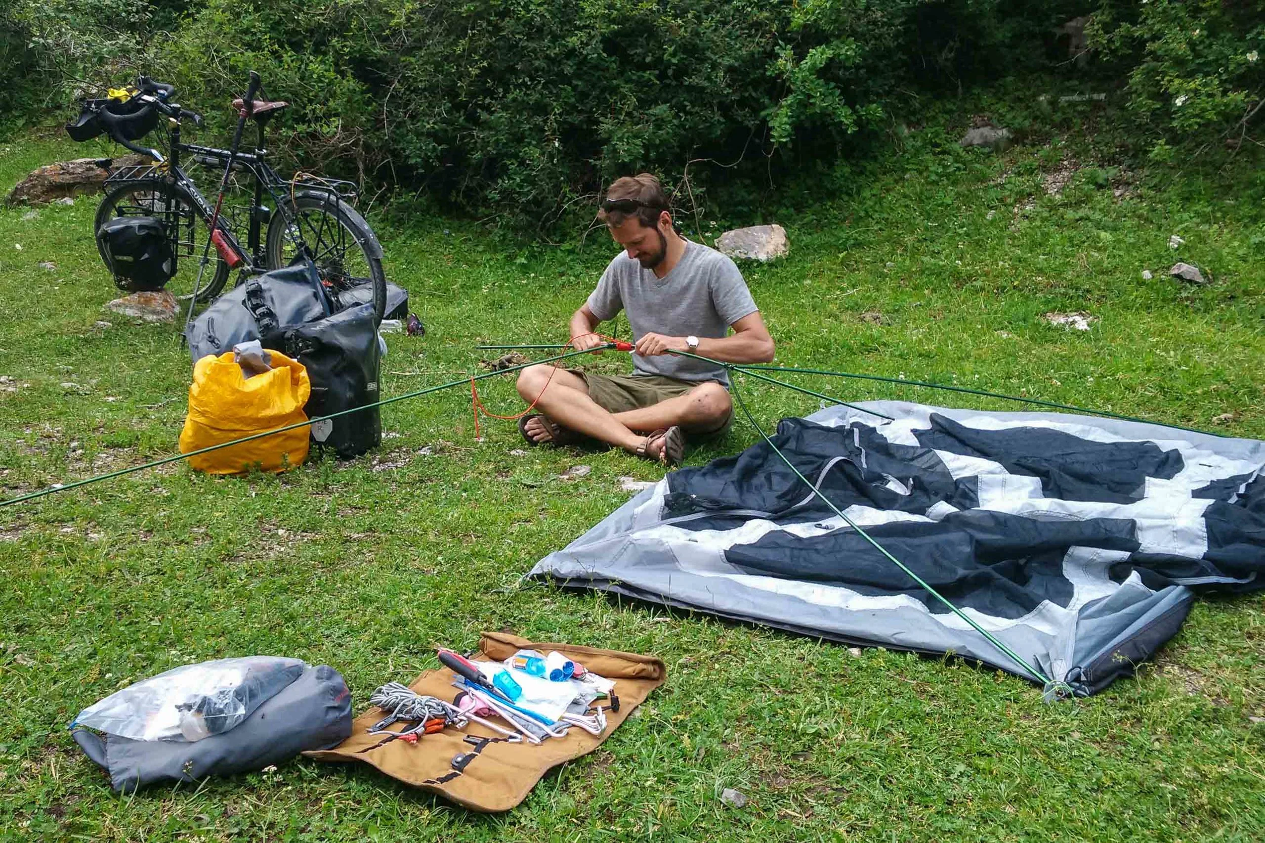 Splinting a broken tent pole