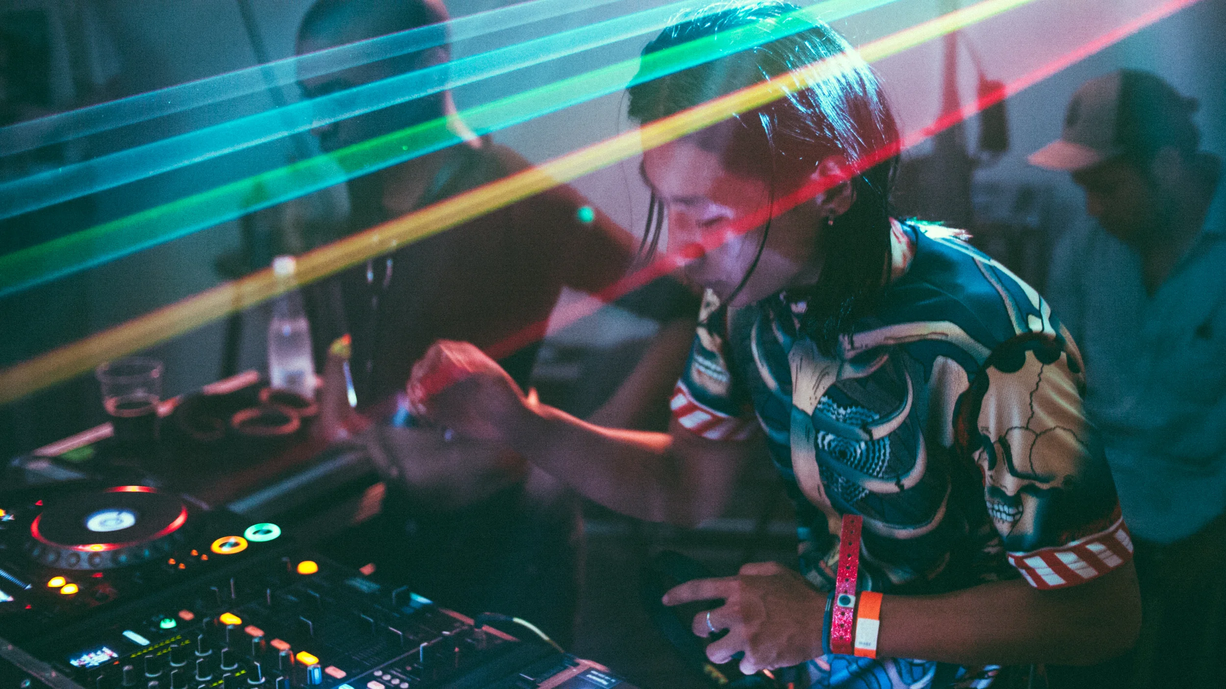 Emil Vilhelmsen - Onsdag - Distortion Afterparty Teatret8.jpg