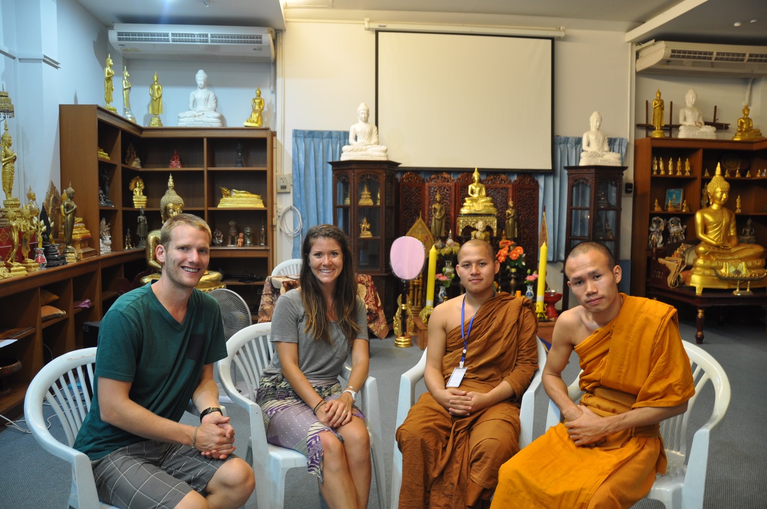 Monk Chat near Wat Suan Dok Temple: Unique Things to do in Chiang Mai