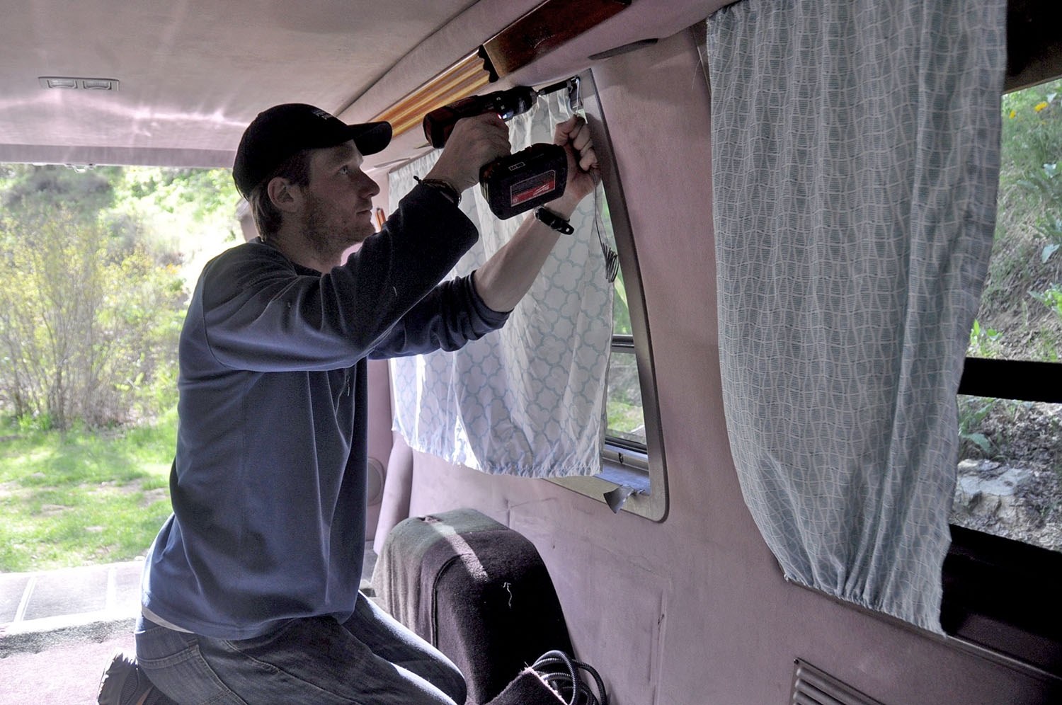 how to make vw camper curtains