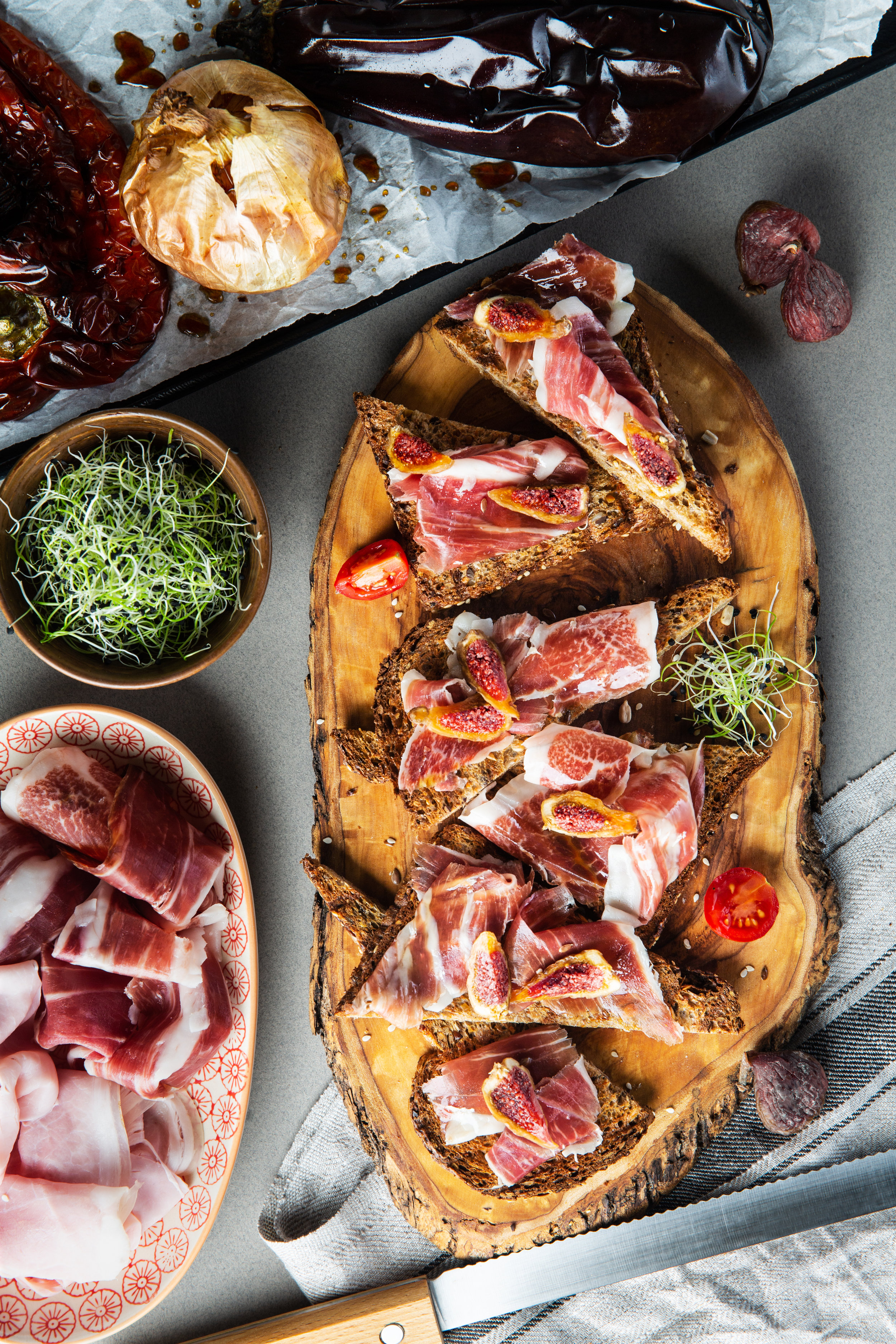  Pan de proteínas, bodegón de fotografía de alimentación. Fotógrafo de gastronomía en Barcelona, food photography.  