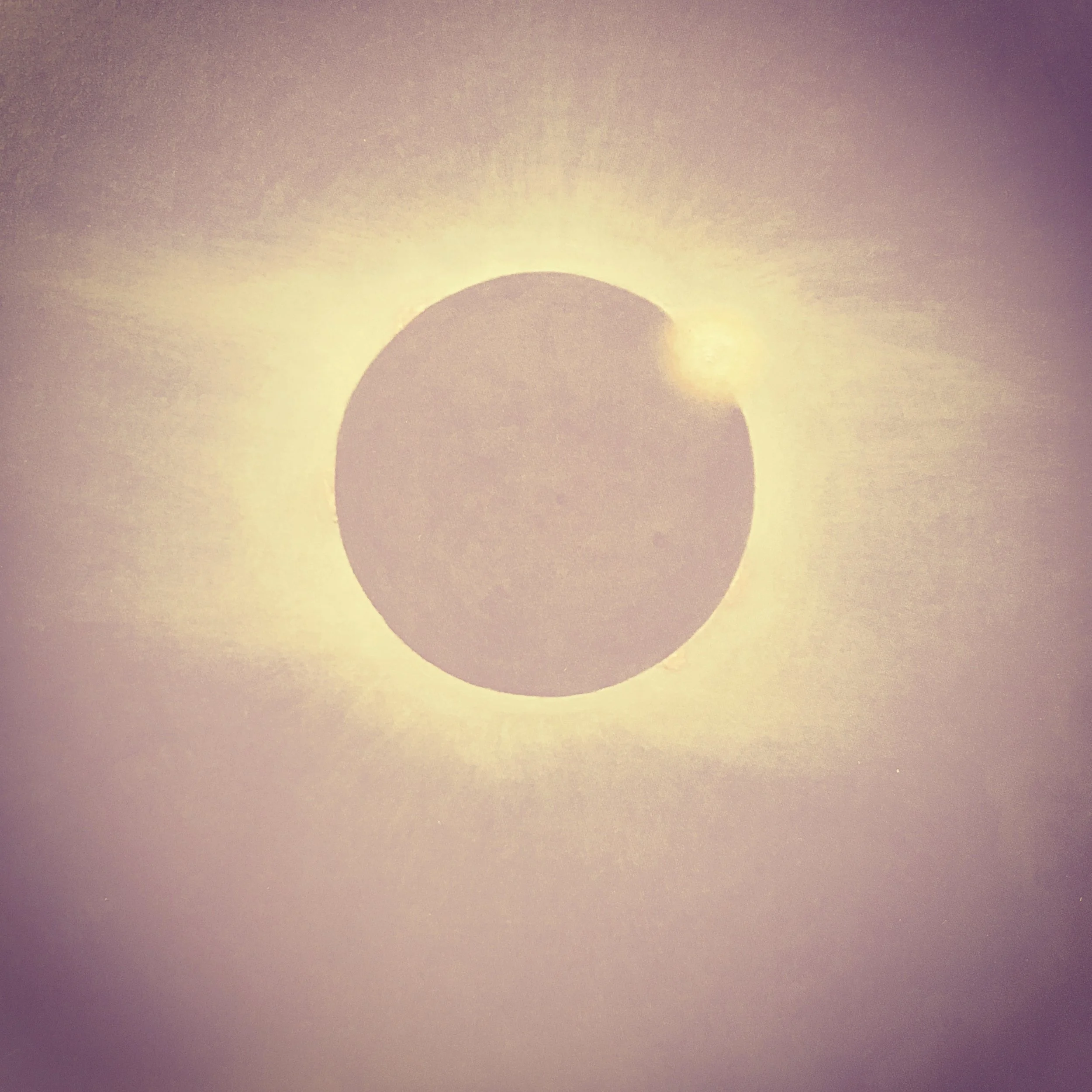 painting variation: Solar eclipse, Howard Russell Butler, 1923.