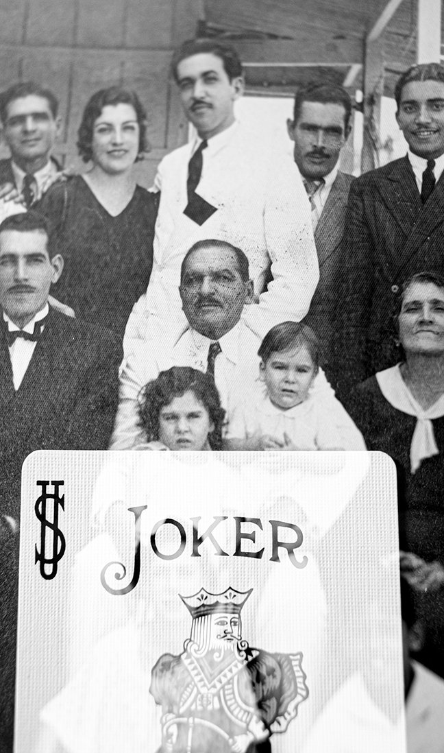 Jocker: Generator of all other cards;
