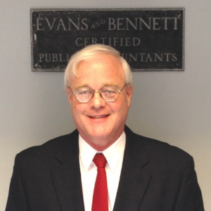 TREASURER: RICHARD USHER Richard is a CPA with Evans and Bennett LLP in Syracuse. Richard, "Dick," has lived and worked in the Syracuse area for over 30 years. Richard graduated from Hamilton College with a B.A. in Economics and Government and from Rutgers Business School with an M.B.A. Richard's experience includes review and compilation, tax and management, as well as consulting services.