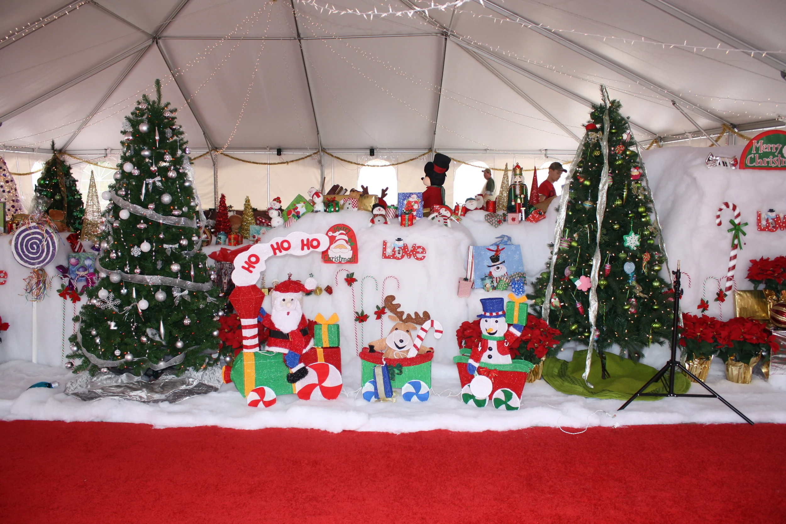 Santa in the Gardens