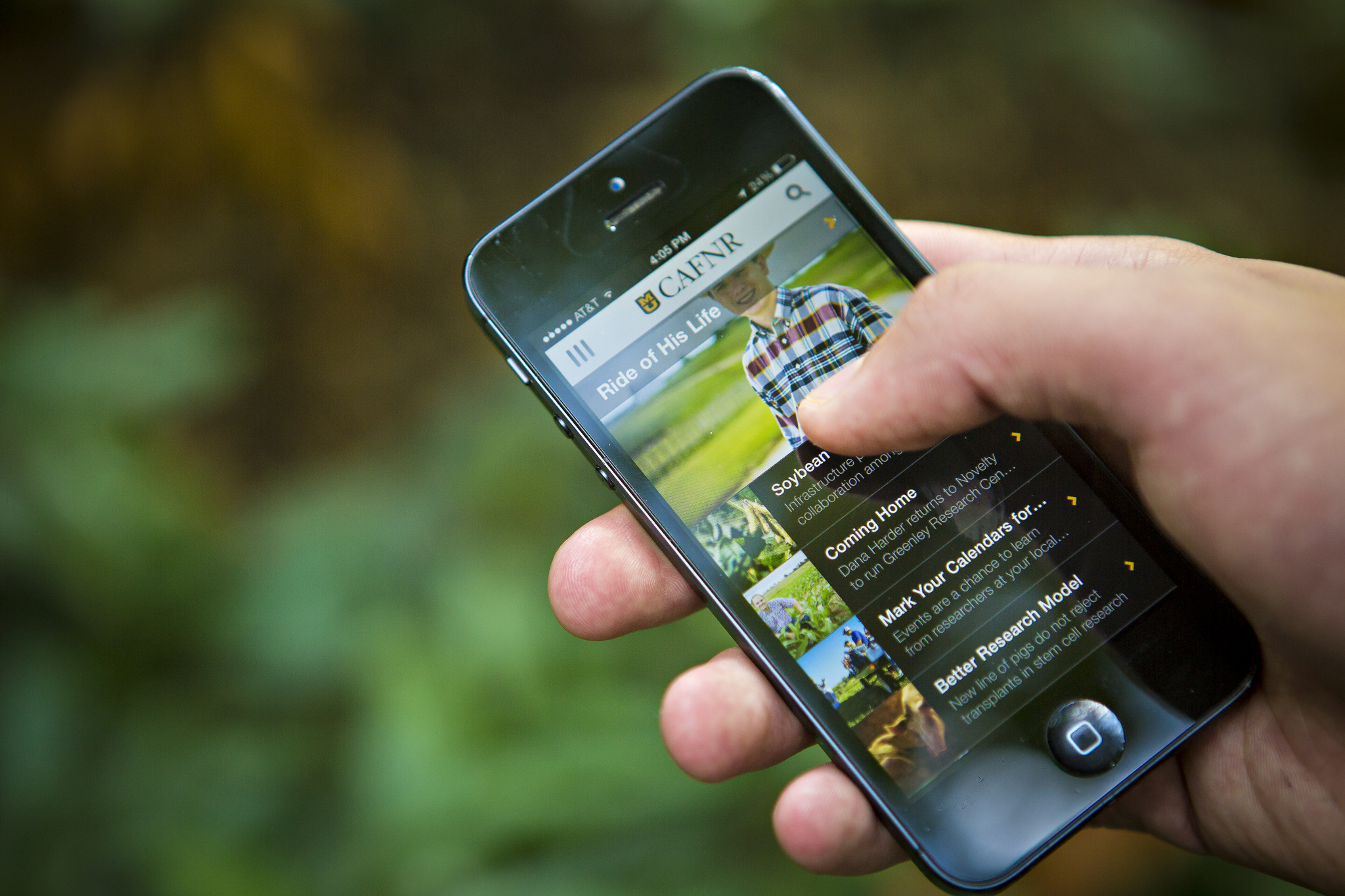 Mobile apps improve first-year college experience