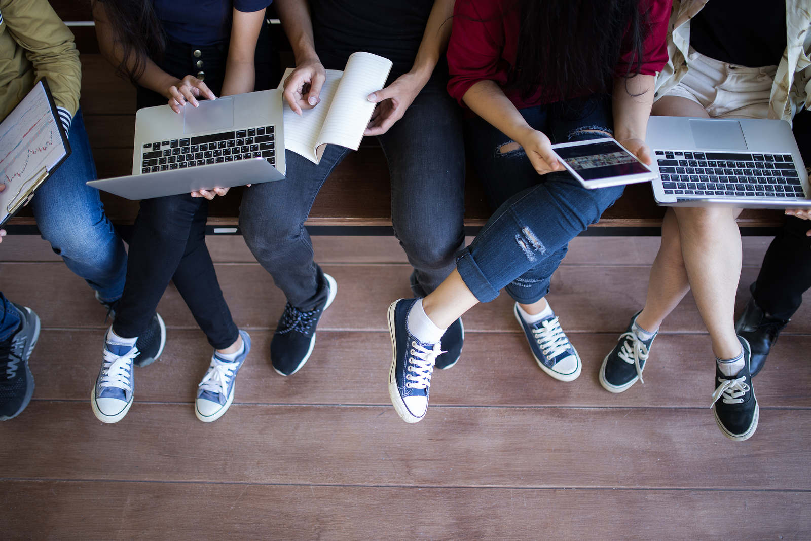 students-laptops-tech.jpg