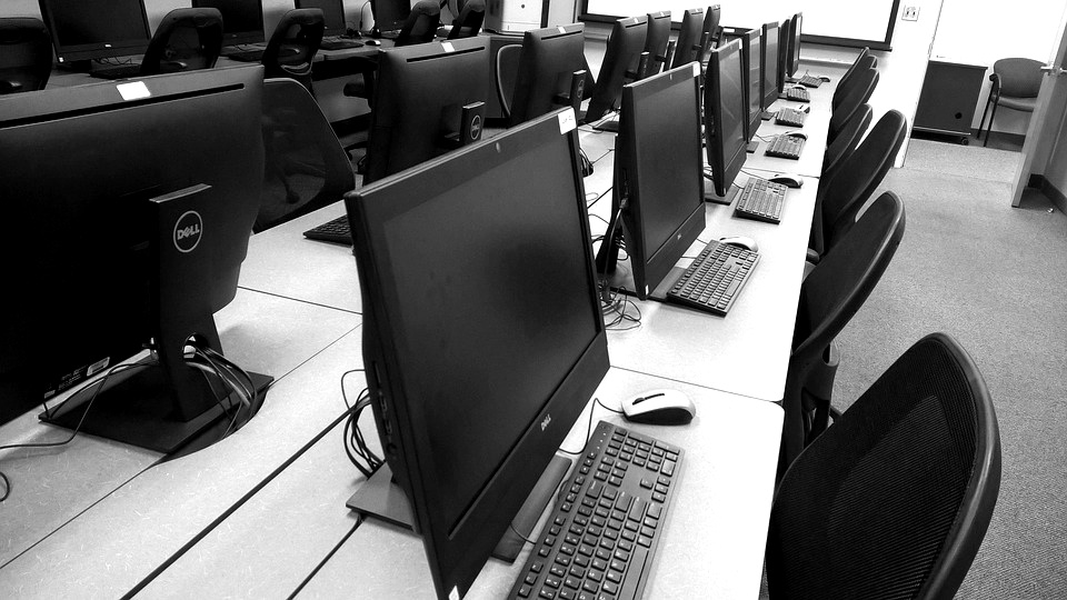 A couple of decades ago, computer labs gave students the opportunity to access a computer. But circumstances have changed over the years, having a laptop or a personal computer is no longer a rarity among students, so are computer labs still a good investment for schools? - Photo: Pixabay