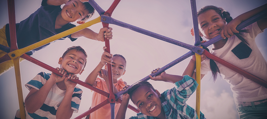 Recess time may be the key to give children social and emotional skills. - Photo: Bigstock.