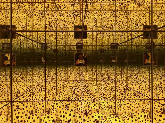 Yayoi Kusama. https://pixabay.com/