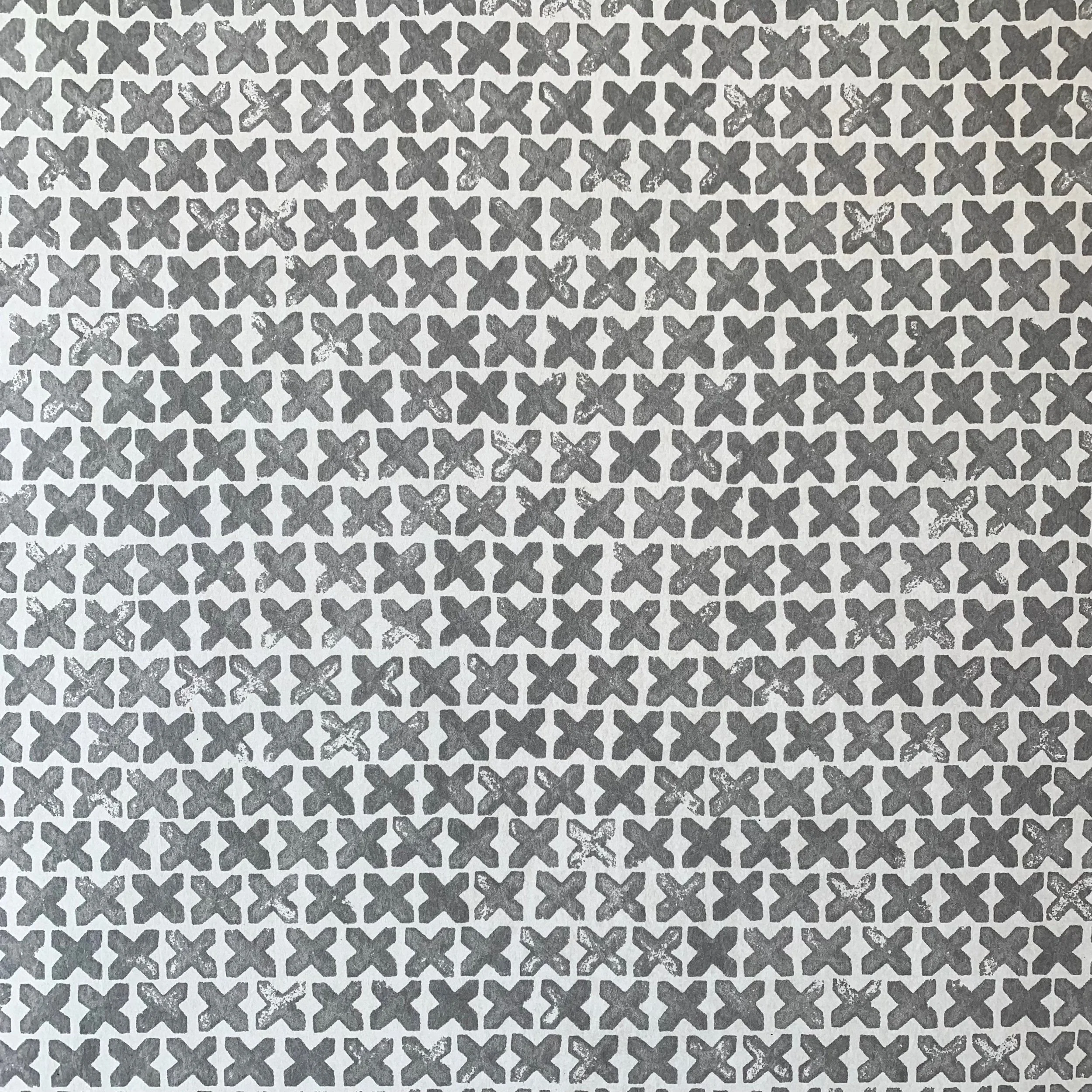 Romney wallpaper Grey.jpeg