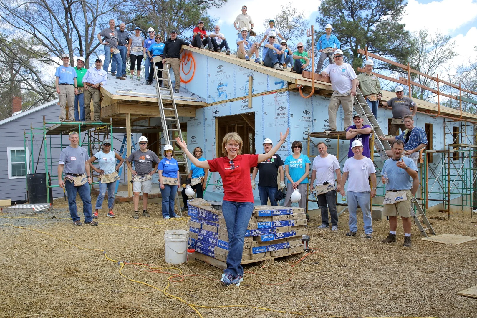 000.HABITAT.CEO.2O17 (Large).JPG