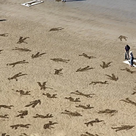 THE FALLEN 9000 AT NORMANDY BEACH