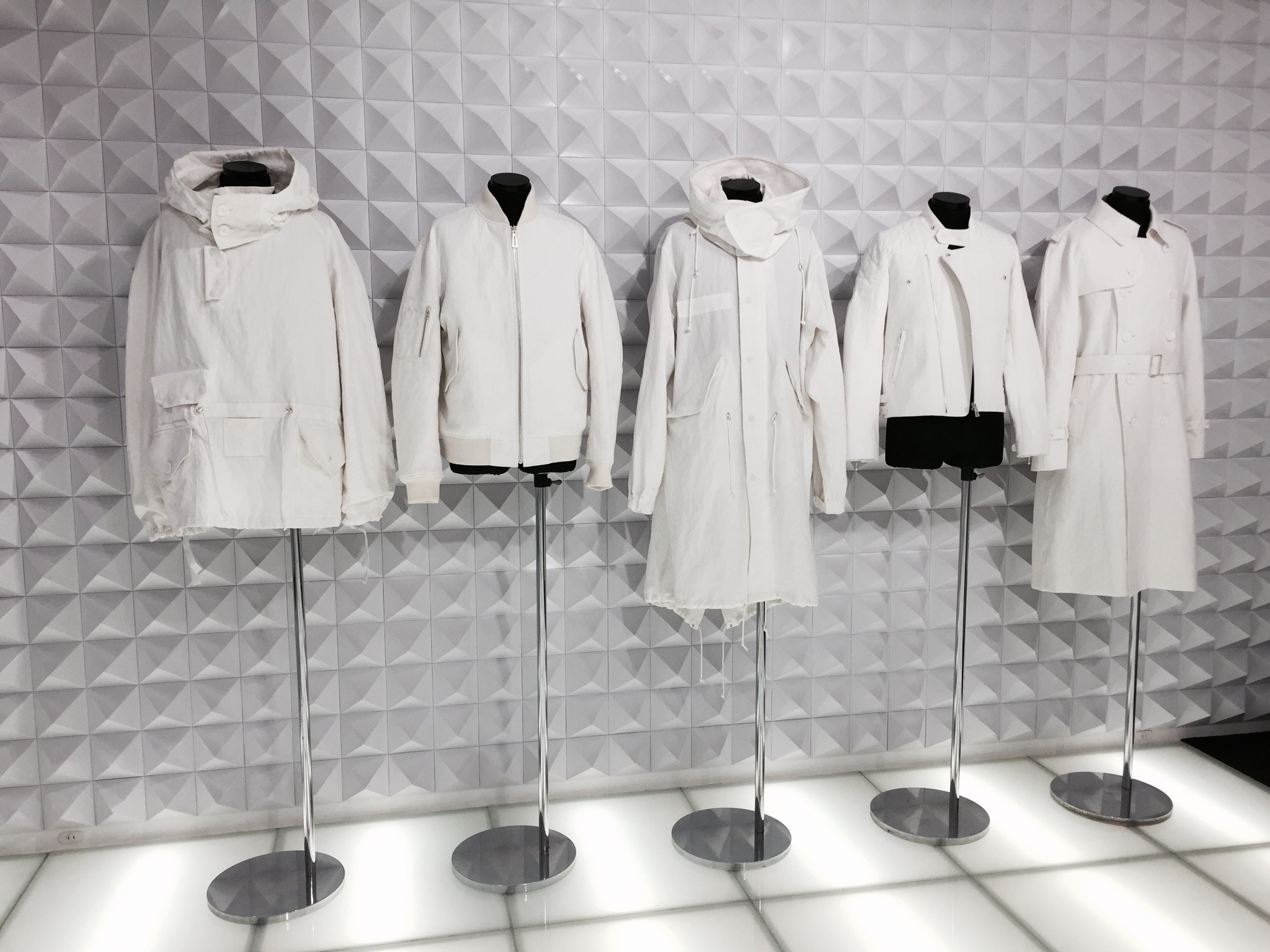 miu-miu-tokyo-diary-shibuya-shopping-02.jpeg