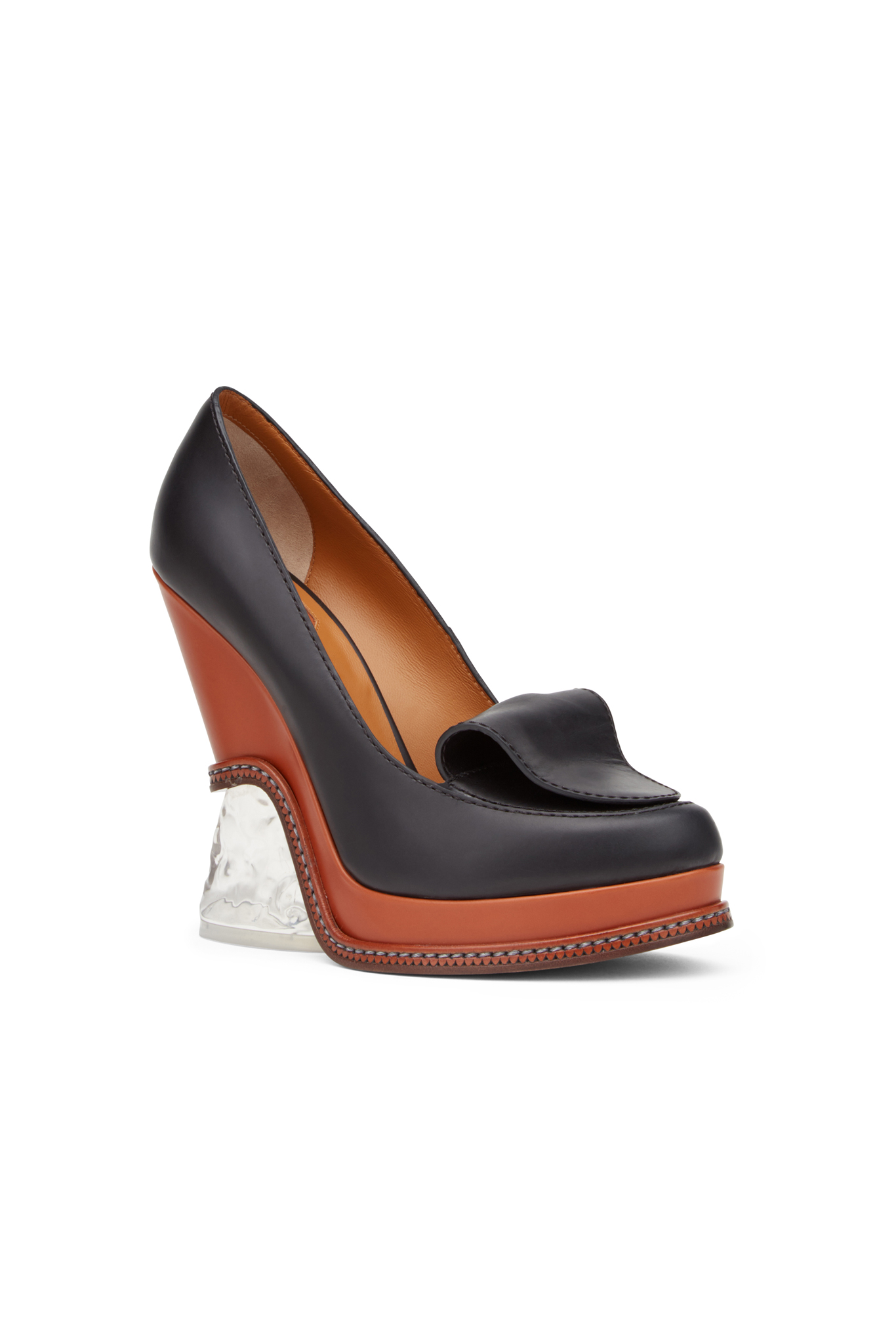 04-06-accessories-trends-fall-2015-lucite-heel.jpg